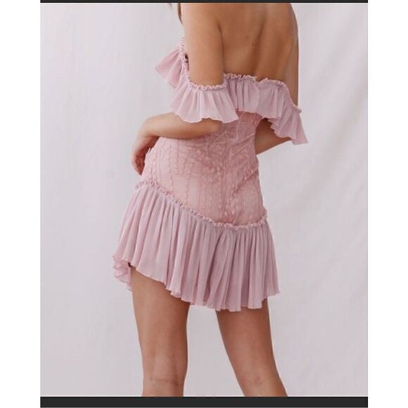 Anthropologie saints secrets mauve blush off shoulder lace ruffle mini dress M - Picture 3 of 10